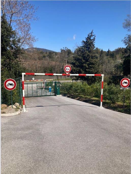 Les Restanques Cabriere 3123 Vue Mer 3 Chambres Grimaud Eksteriør bilde